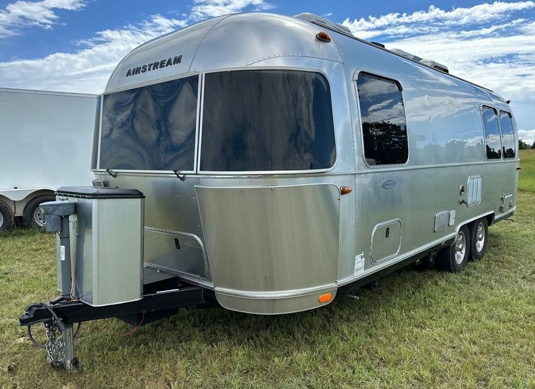 2019 AIRSTREAM FLYING CLOUD CAMPER